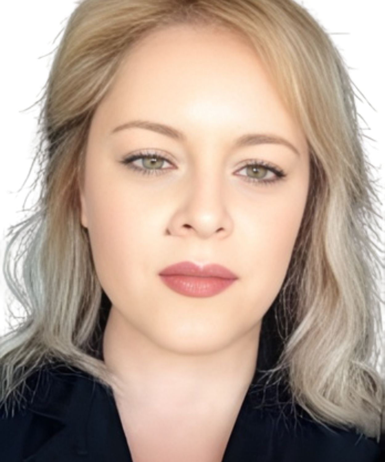 Lúcia Marinho, Data Protection Officer (DPO) da Estrategor, especialista em conformidade RGPD e privacidade de dados.